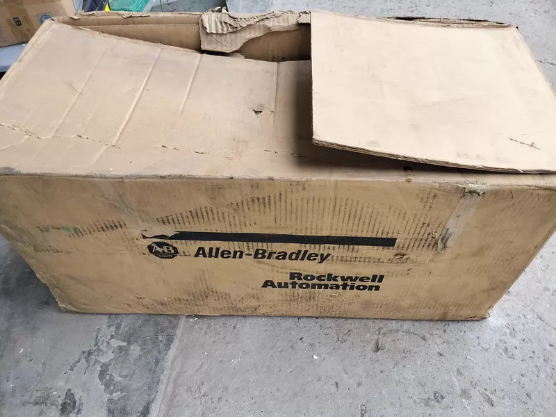 Allen-Bradley 1326AB-C3E-11 Servo Motor for Precision Motion