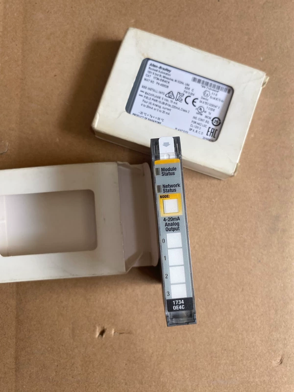 Allen-Bradley 1734-OE4CK Analog Output Module
