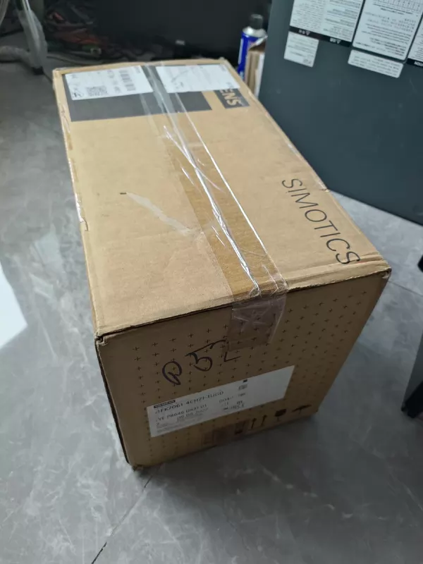 High-Performance Servo Motor SIEMENS 1FK7061-4CH71-1UG0