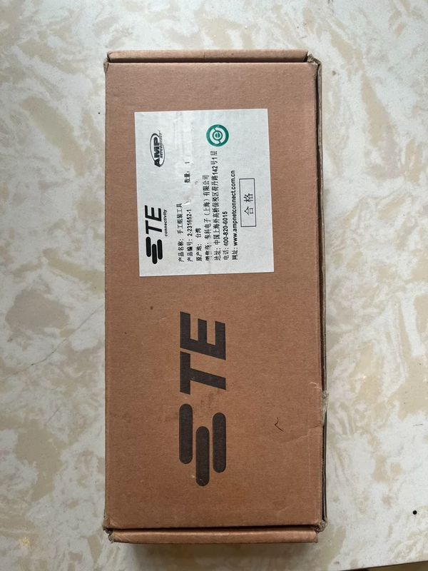 TE 2-231652-1 Hand Assembly Tool for Contact Crimping