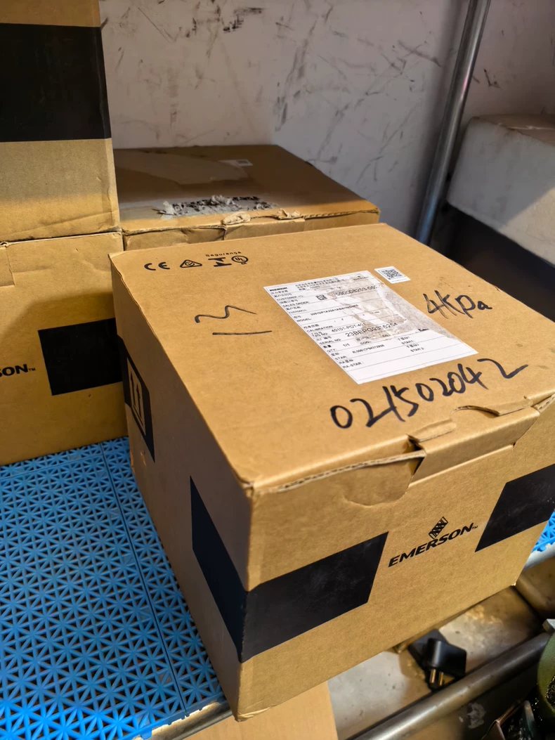 Rosemount 3051GP1A2B21BE8M5HR5 Coplanar Pressure Transmitter