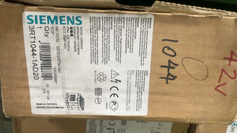 Industrial Contactor SIEMENS 3RT1044-1AD20 - Reliable