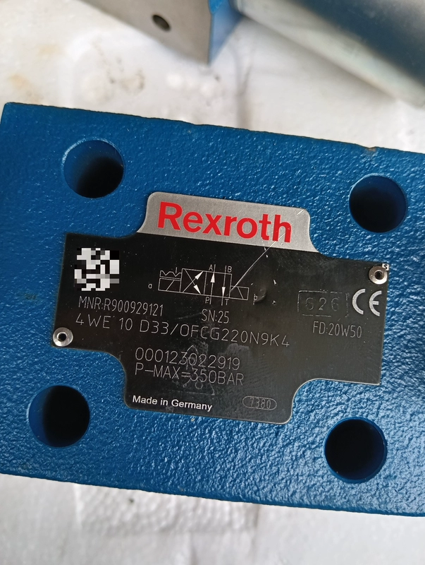 Rexroth 4WE 10 D33 Solenoid Valve for Hydraulic Systems
