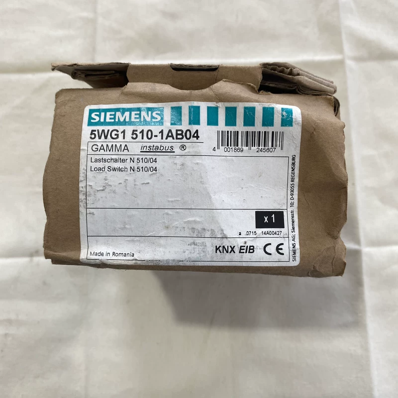 KNX Bus Switch Actuator SIEMENS 5WG1 510-1AB04 - Reliable Control