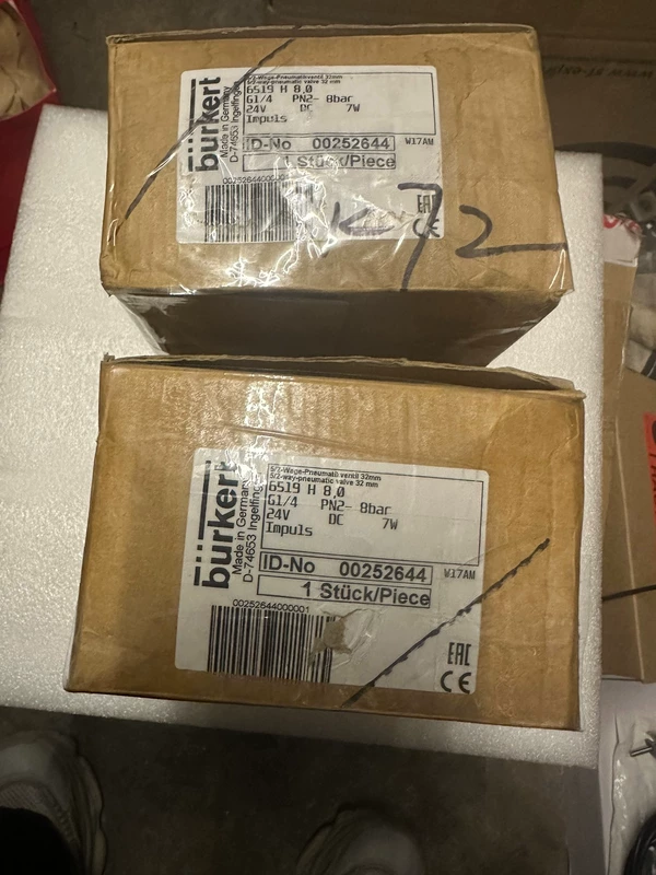 burkert 6519 Solenoid Valve for Pneumatic Control