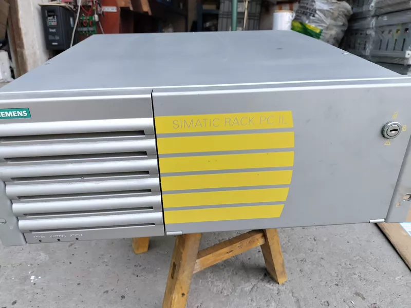 Siemens 6AG4011-2CA01-0XX0 Industrial PC for Automation