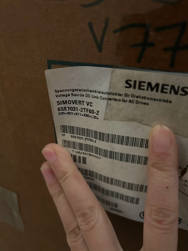 SIEMENS 6SE7031-2TF60-Z Frequency Converter for Industrial Drives
