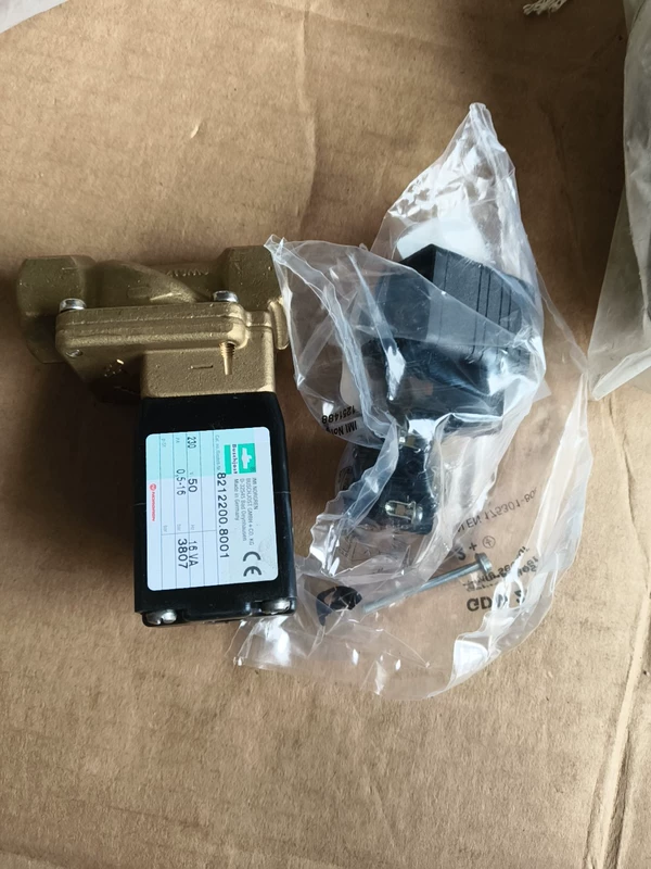 Norgren 8212200.B001 Solenoid Valve - Precision Control