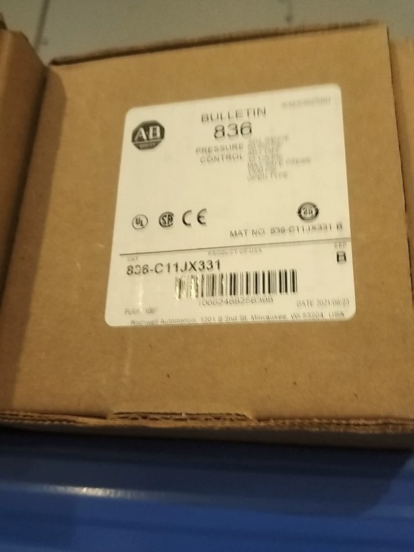 Allen-Bradley 836-C11JX331 Safety Relay for Machine Guarding