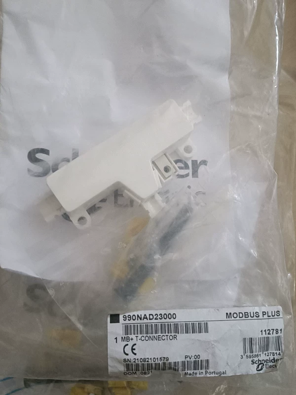 Industrial Junction Box Schneider 990NAD23000 - Robust Design