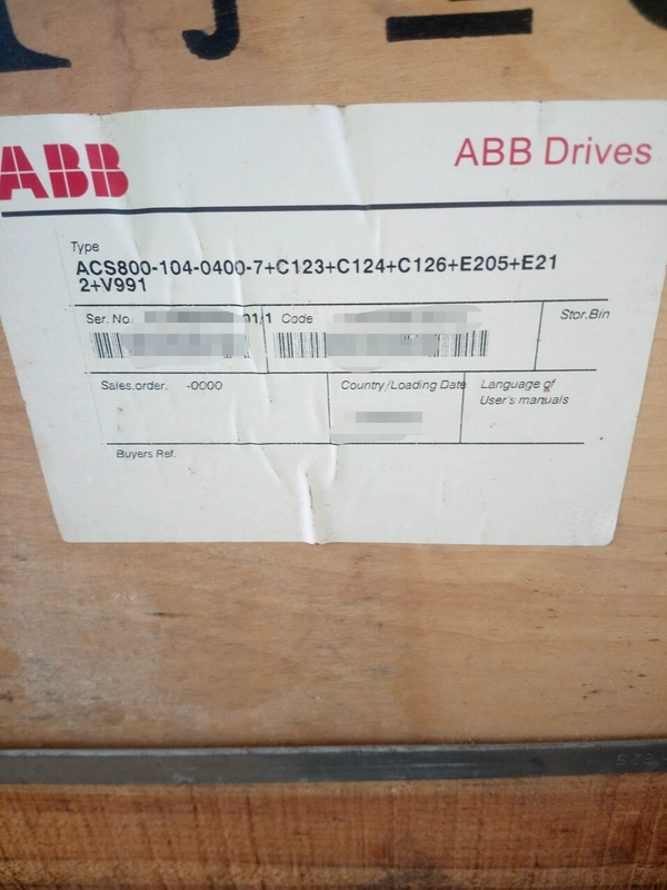 ABB ACS800-104-0400-7+C123+C124+C126+E205+E212+V991 Inverter