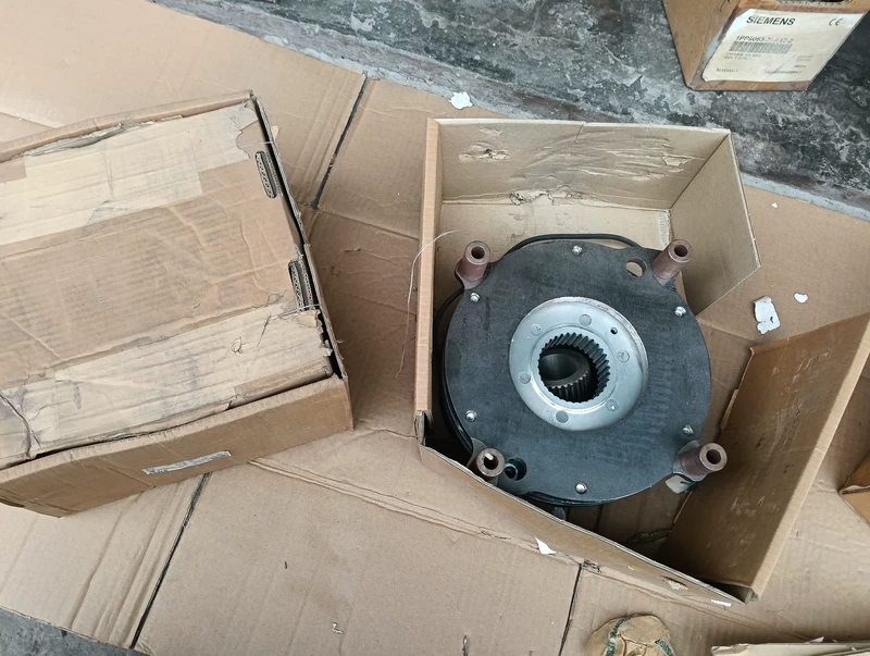 Lenze BFK458-20E Brake Unit for Industrial Motion Control