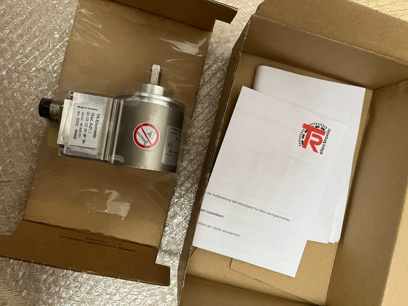 TR CEV58M-00379 Encoder for Precision Industrial Feedback
