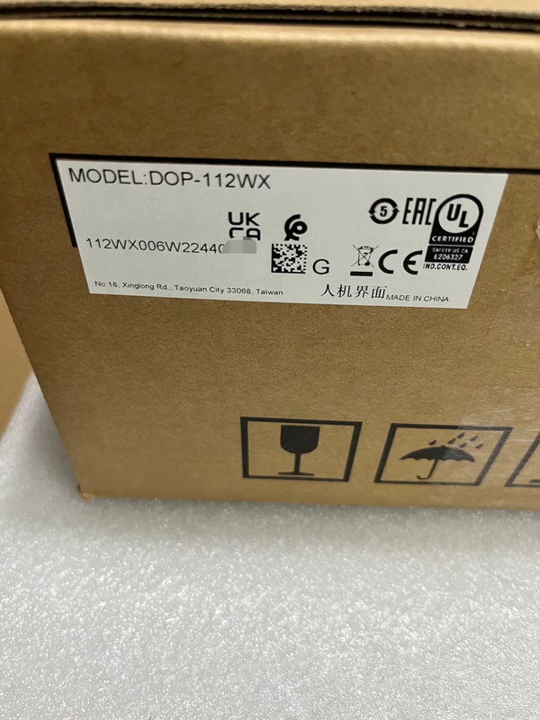 Delta DOP-112WX Touch Screen HMI for Industrial Control