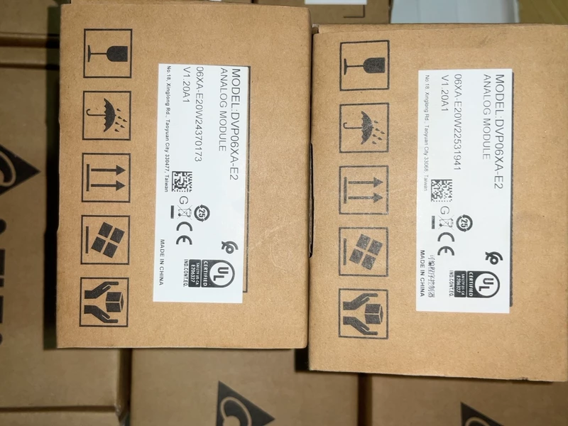 Delta DVP06XA-E2 PLC Analog Module for Automation