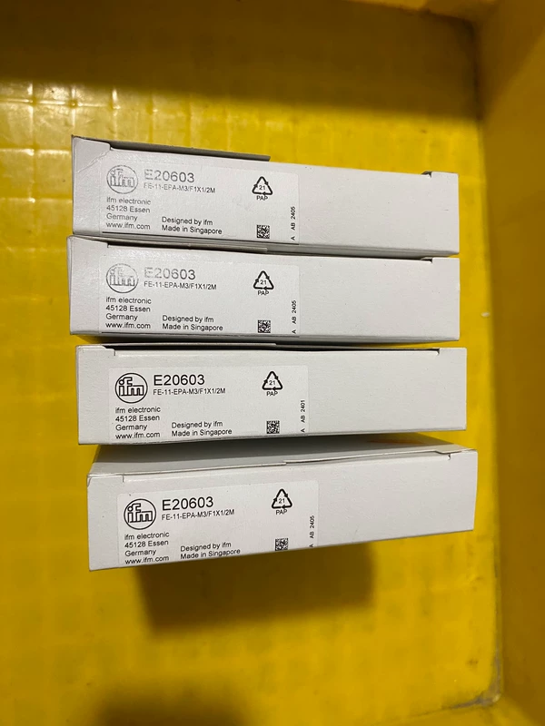 IFM E20603 Fiber Optic Sensor for Precision Detection