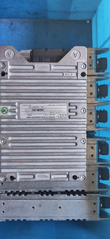Rugged ECU STW ESX-3XM for Industrial Machinery