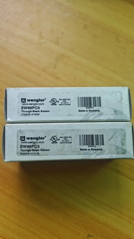 Wenglor EW98PC3 Optical Sensor for Industrial Automation