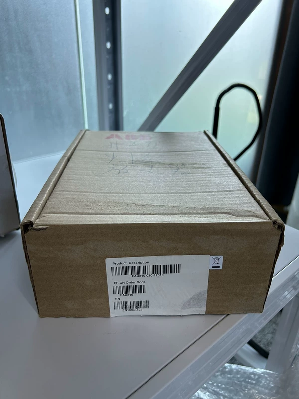 ABB FAU810  EC-BOM-G018HLA810 Flame Analysis Unit