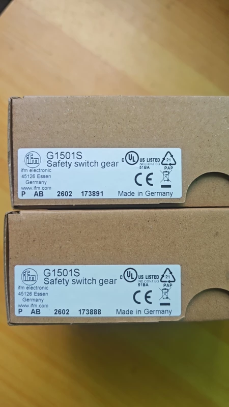 IFM G1501S Safety Relay for Machine Protection