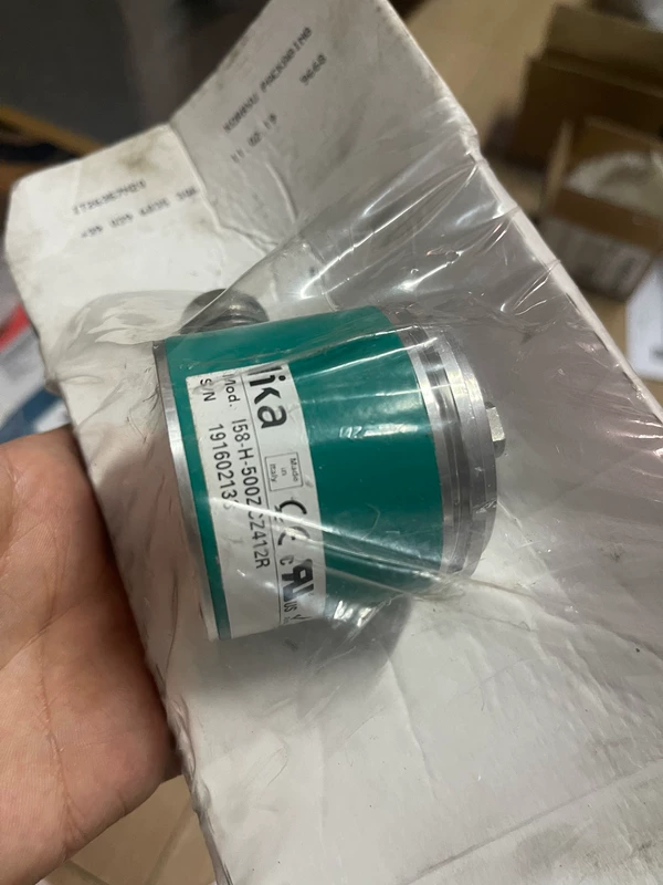 Rotary Encoder LIKA I58-H-500ZCZ412R High-Resolution Feedback