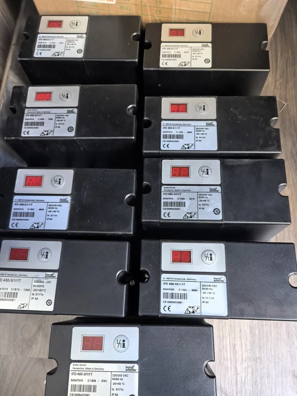 Krom/Schroder IFD 450-10/1/1T 84347030 Burner Controller Unit