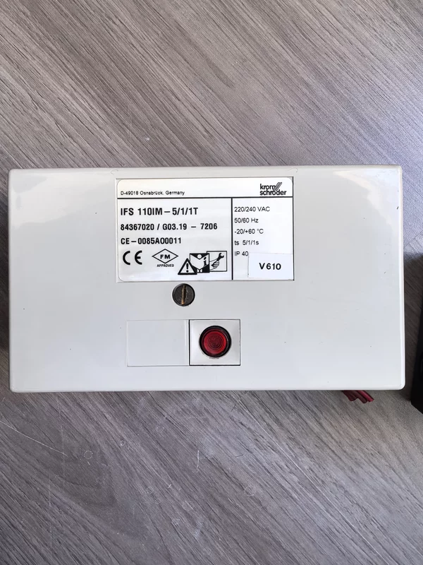 Krom Schroder IFS 110IM-5/1/1T 84367020 Flame Controller