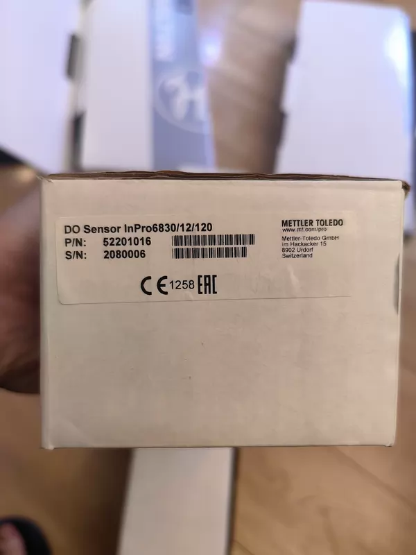 METTLER TOLEDO InPro6830/12/120 Dissolved Oxygen Sensor for Bioprocess