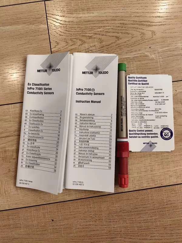 Mettler Toledo InPro Conductivity Electrode for Water Quality Analysis
