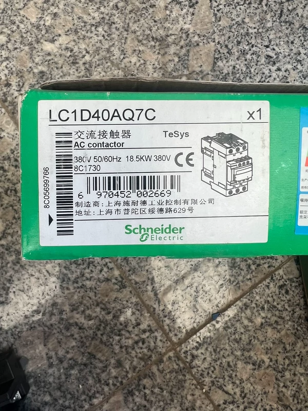 Schneider LC1D40AQ7C AC Contactor for Motor Control
