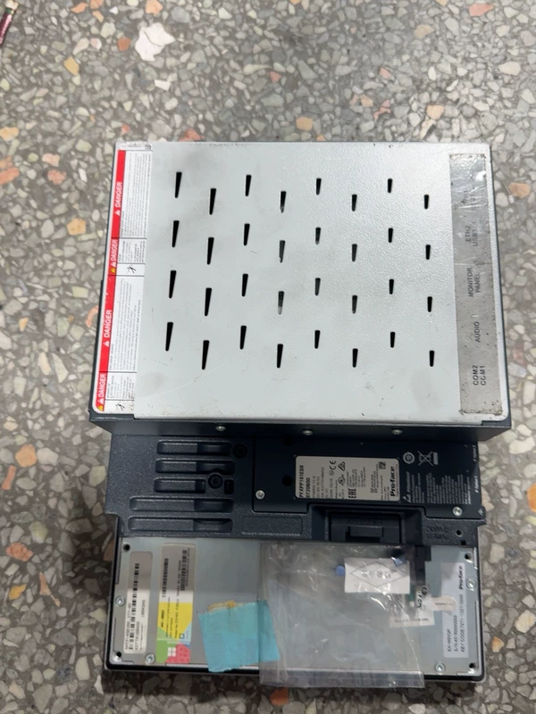Industrial Computer Panel PC Pro-face PC6400 PFXPP161ED8 HMI