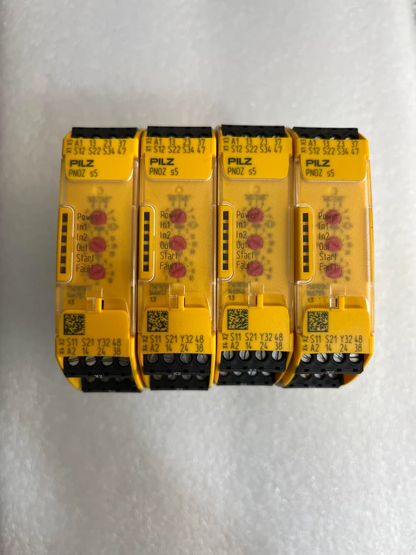 PILZ PNOZ S5 HT 750105HT Safety Relay for Industrial Safety