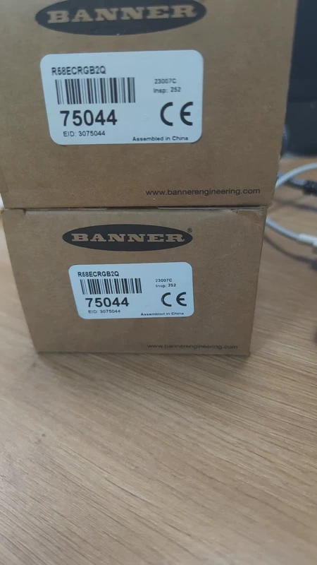BANNER R58ECRGB2Q 75044 RGB Color Sensor