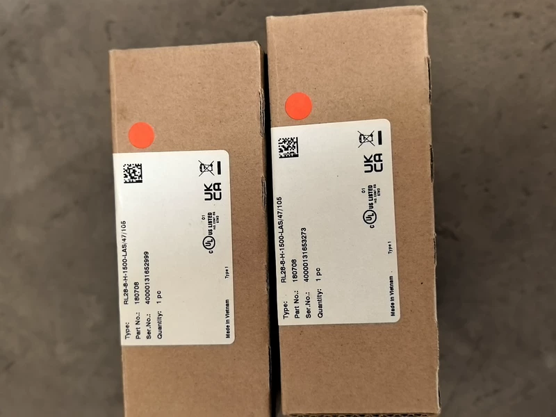 PEPPERL+FUCHS RL28-8-H-1500-LAS/47/105 Laser Photoelectric Sensor
