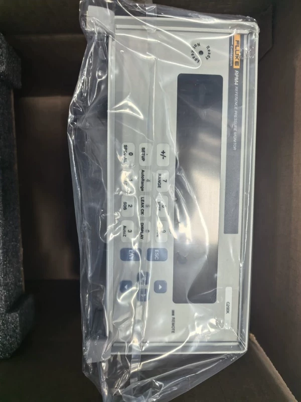FLUKE RPM4 G200Ks Pressure Gauge for Accurate Measurements