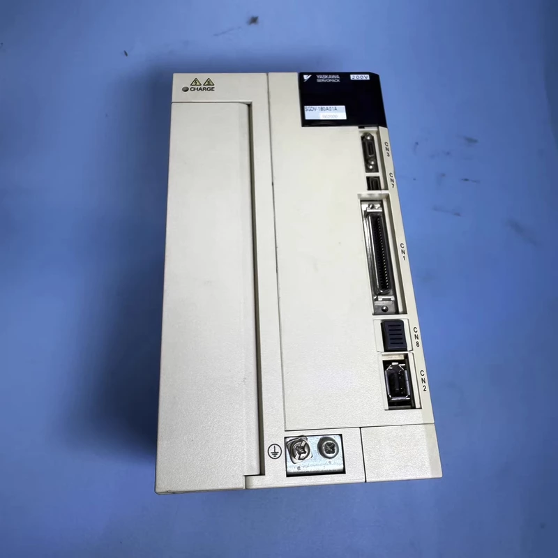 1.8kW AC Servo Drive YASKAWA SGDV-180A01A002000 Sigma V