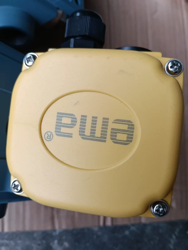 ema SRP10CC00504 Level Switch for Industrial Use