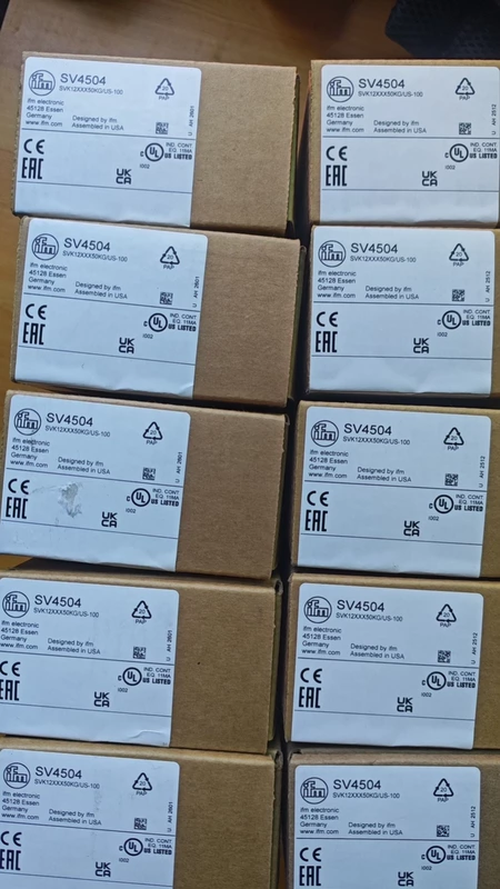IFM SV4504 Flow Meter for Precision Fluid Monitoring