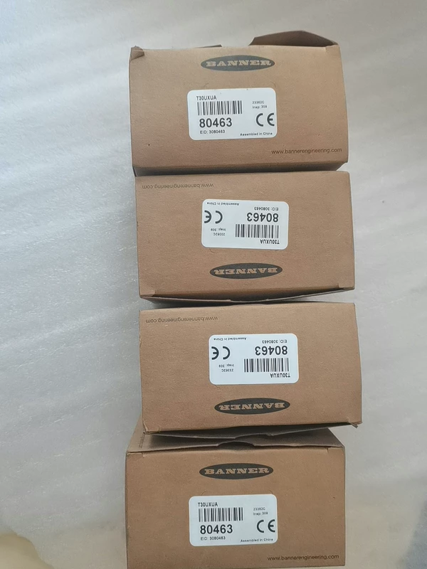 BANNER T30UXUA  80463 Ultrasonic Sensor for Precise Detection