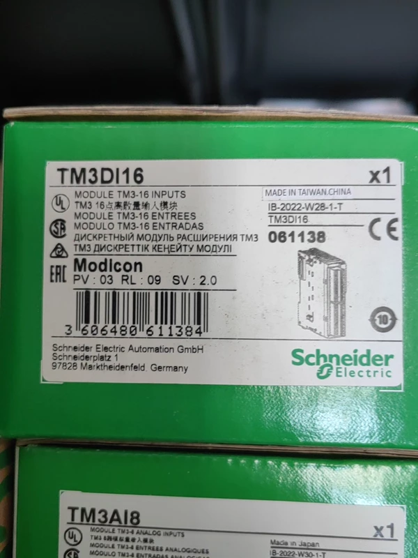 Schneider TM3DI16 Digital Input Module for PLC Systems
