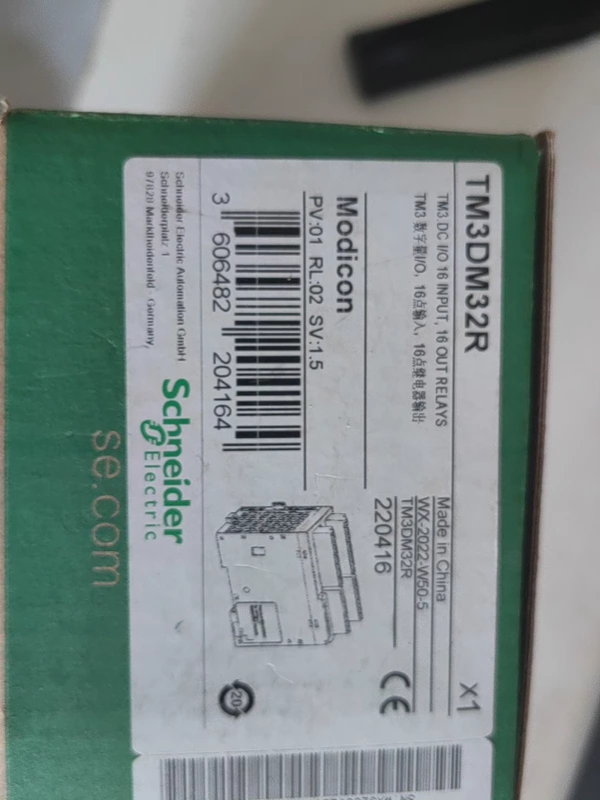 Schneider TM3DM32R PLC Module for Reliable Output