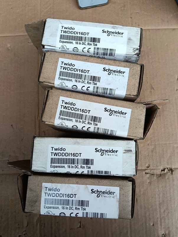 Schneider TWDDDI16DT Discrete Input Module for Automation
