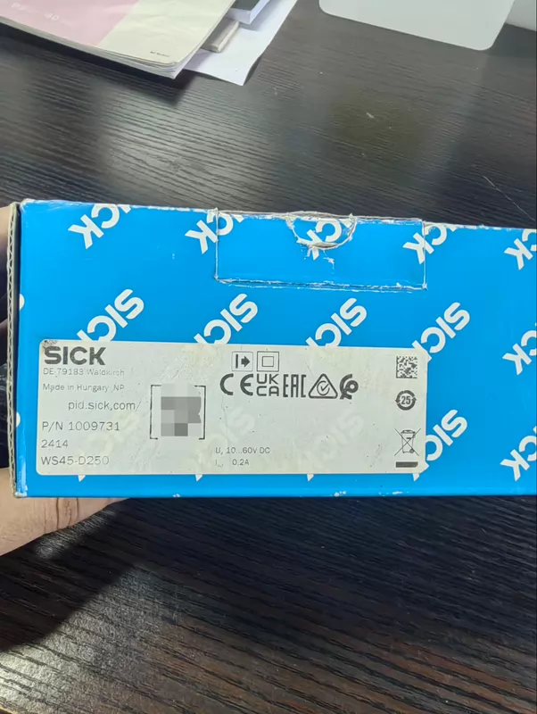 Diffuse-Reflective Optical Sensor SICK WS45-D250 1009731