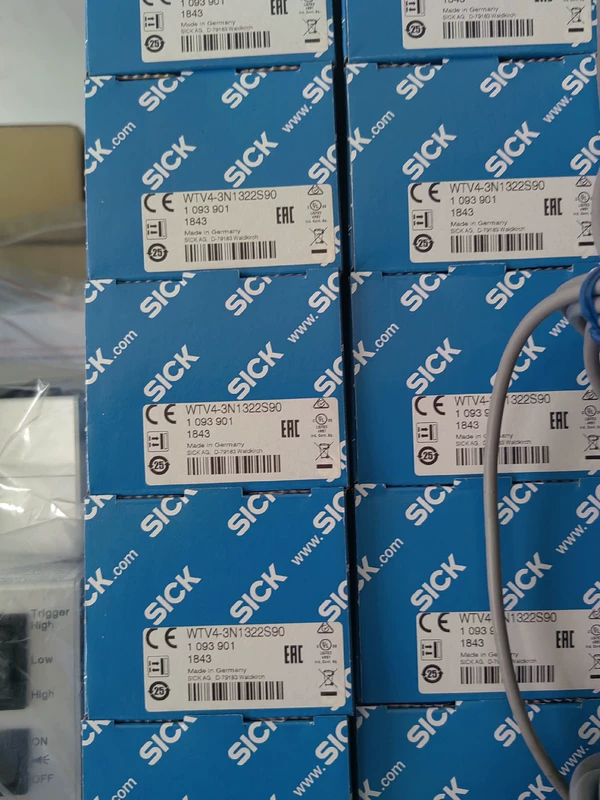 SICK WTV4-3N1322S90  1093901 Photoelectric Sensor for Automation