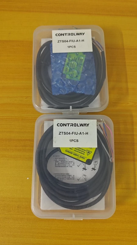 CONTRINEX ZTS04-FIU-A1-H Laser Displacement Sensor for Precision