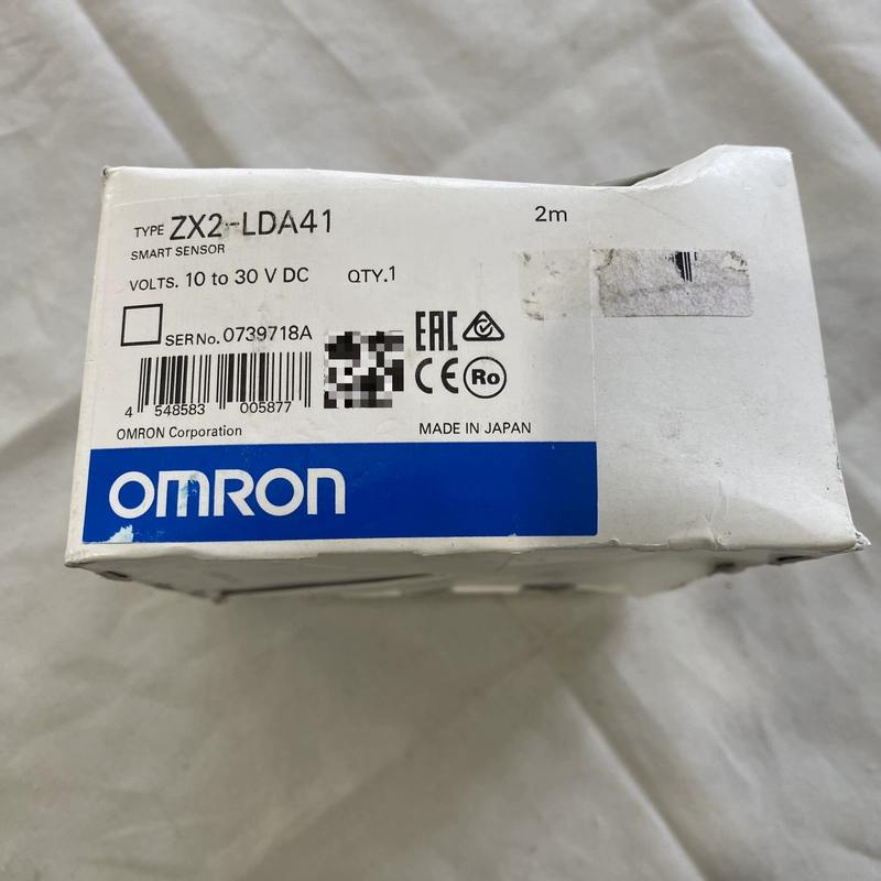 Smart Sensor Amplifier Omron ZX2-LDA41 High Accuracy
