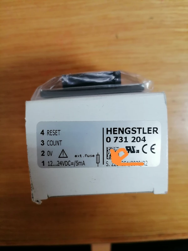 Hengstler 0731 204 Electronic Timer for Industrial Control