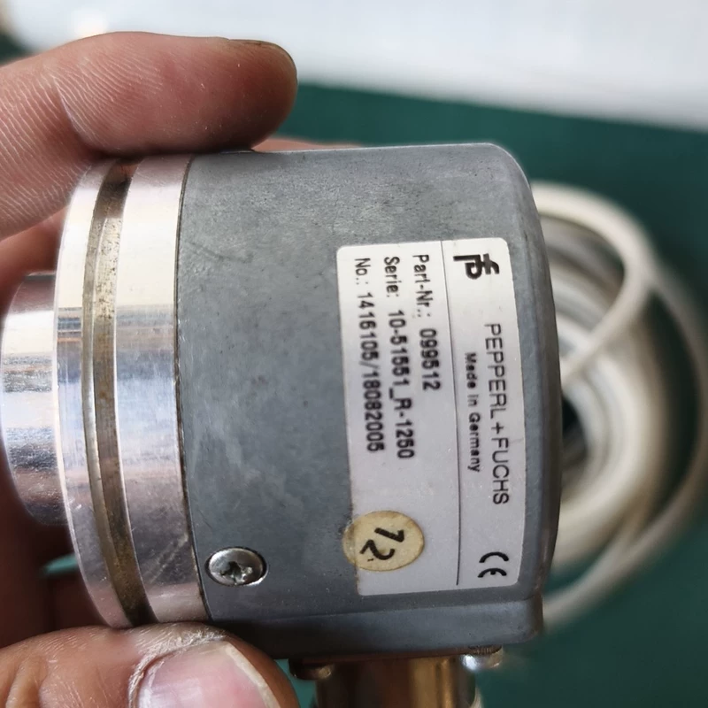 Pepperl+Fuchs 10-51551_R-1250 Encoder for Precision Motion Control