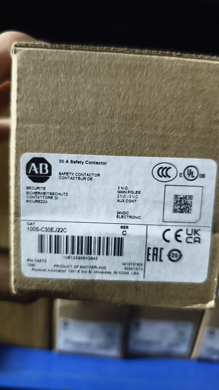 Allen-Bradley 100S-C30EJ22C Safety Contactor for Machine Guarding