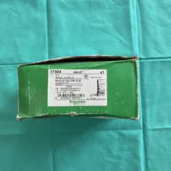 Schneider 17304 Circuit Breaker - 3 Pole 32A Protection